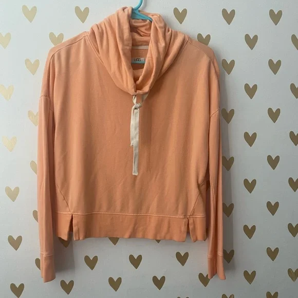 UGG Soft Sweatshirt - Picture 2 of 6